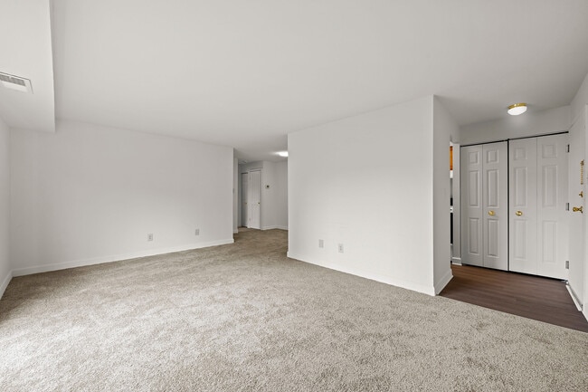 Foto interior - ReNew Owings Mills