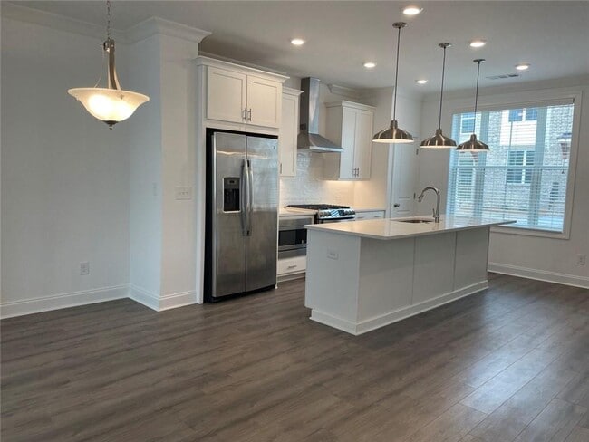 Building Photo - 3243 Bartee Walk