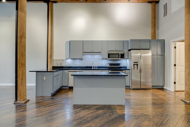 Building Photo - 1400 Rosa L Parks Blvd