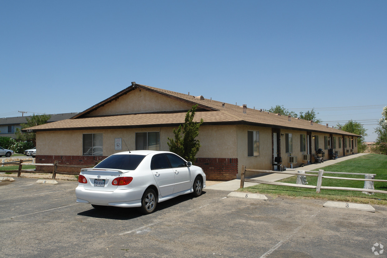 Building Photo - 16388 Sequoia Ave