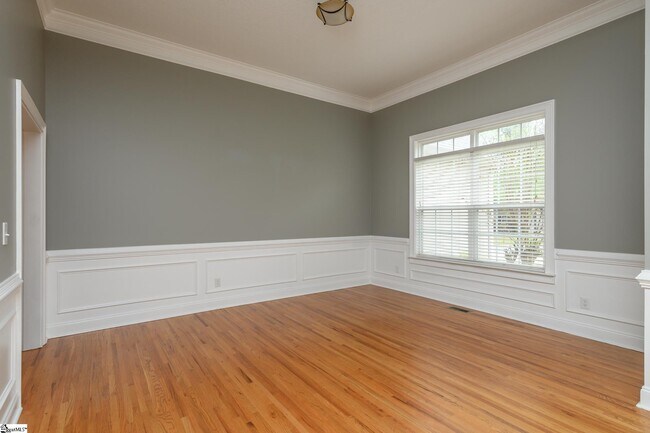 Foto del edificio - 111 Heritage Creek Dr