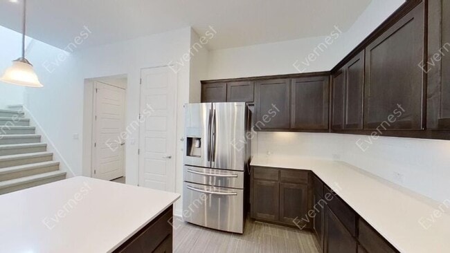 Building Photo - 1715 Arcilla St