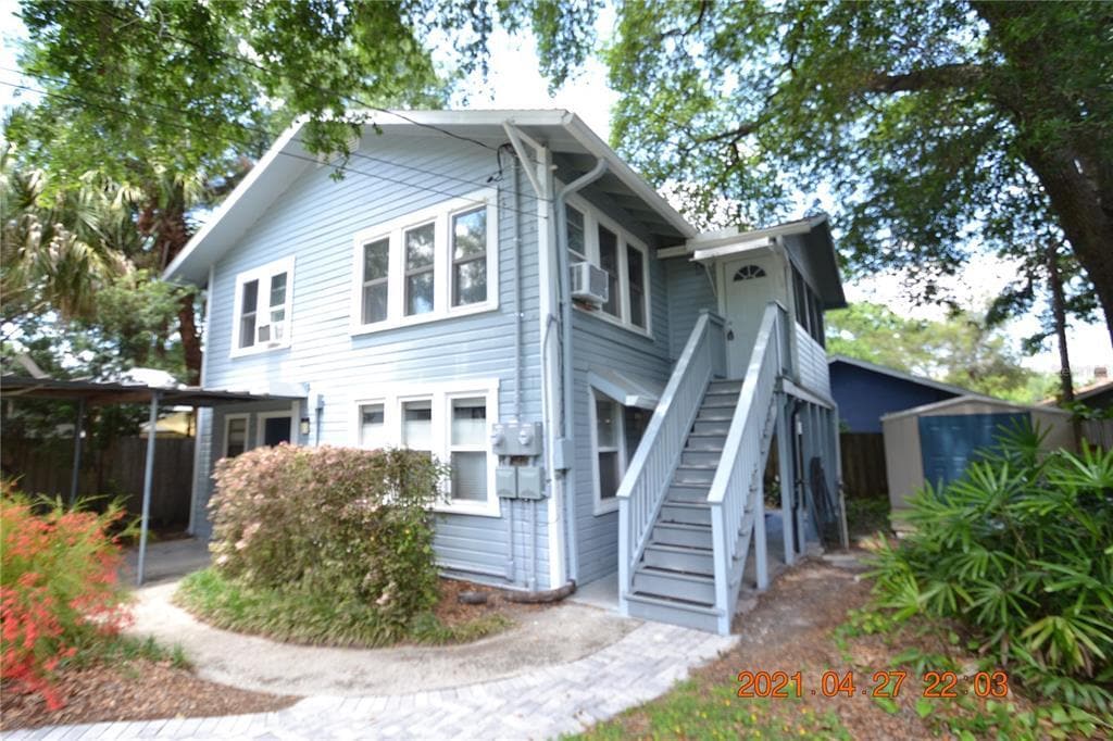 Primary Photo - 205 W Hilda St