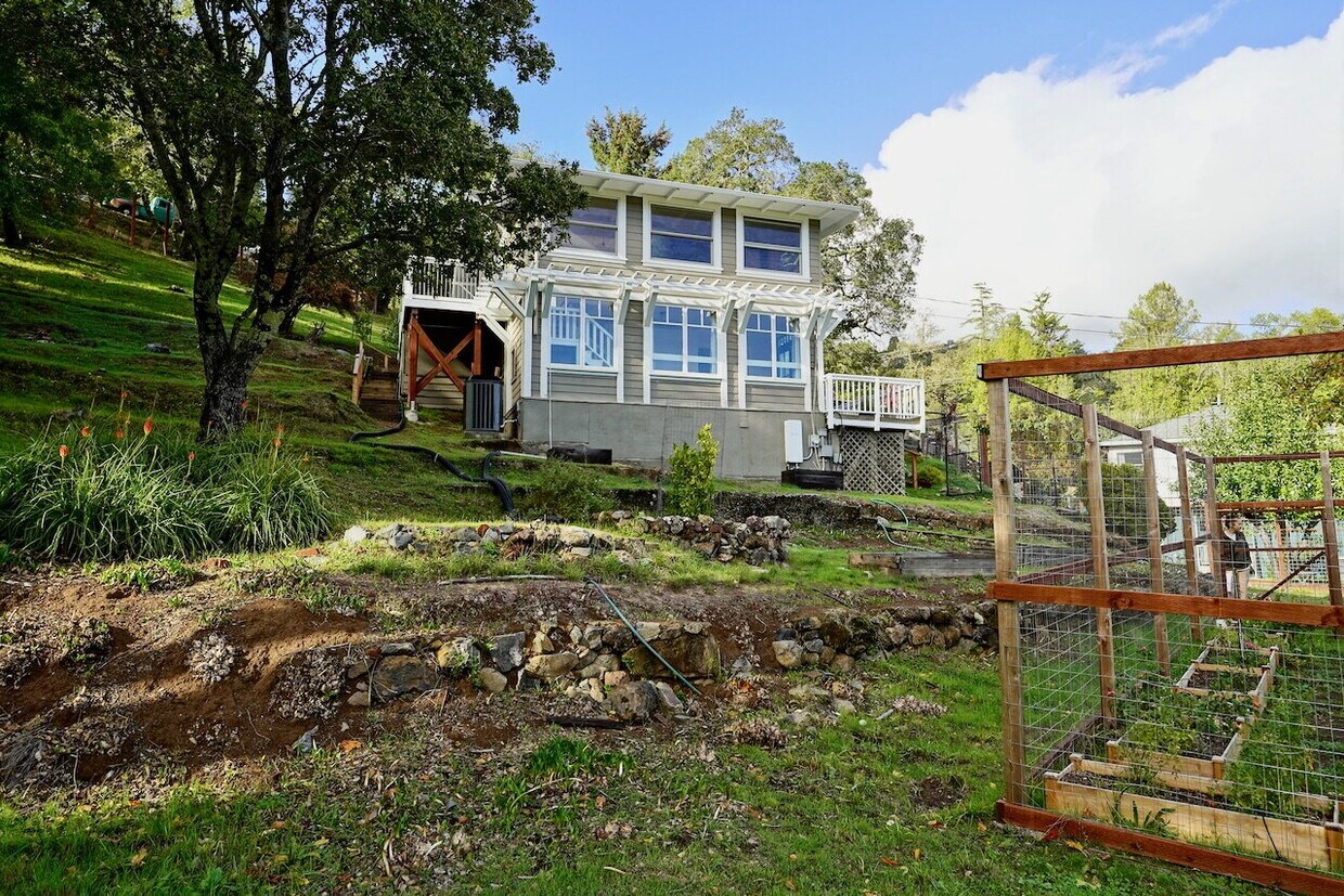 Foto principal - Lovely 3 Bedroom House with Spacious Backy...