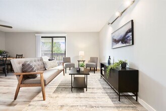 Interior Photo - Oakwood Park Apartments