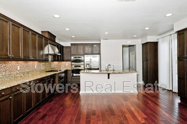 Foto del edificio - 630 Bond Ct