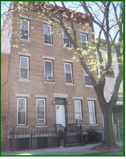 Building Photo - 32 Frost St