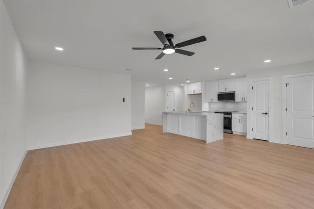 Foto del edificio - 516 Fairhaven Dr