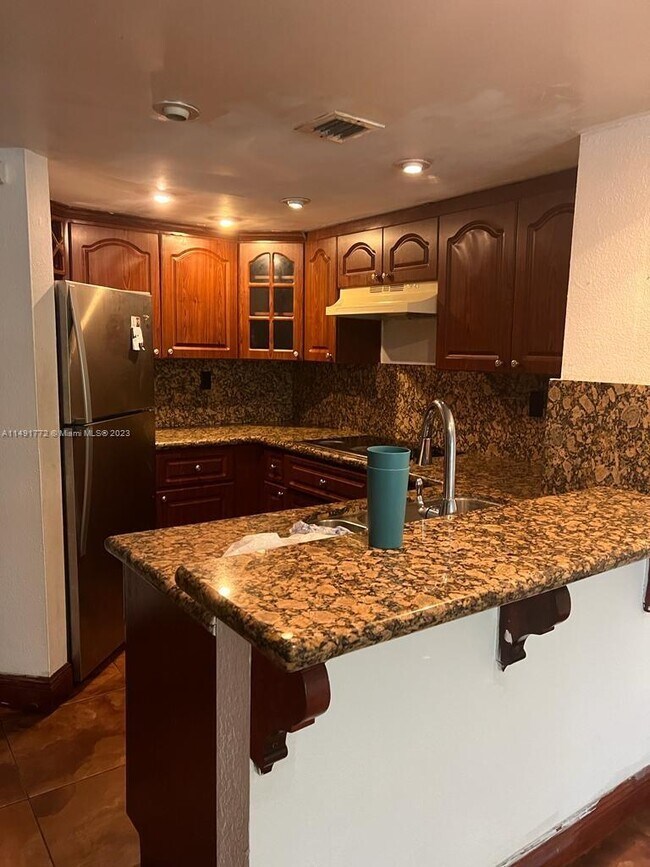 Foto del edificio - 8305 SW 152nd Ave