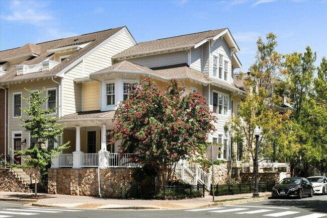 Foto del edificio - 2863 11th St N