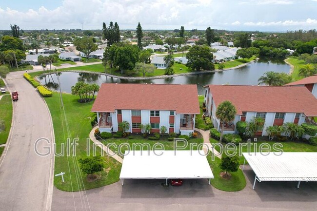 Building Photo - 4852 Independence Dr