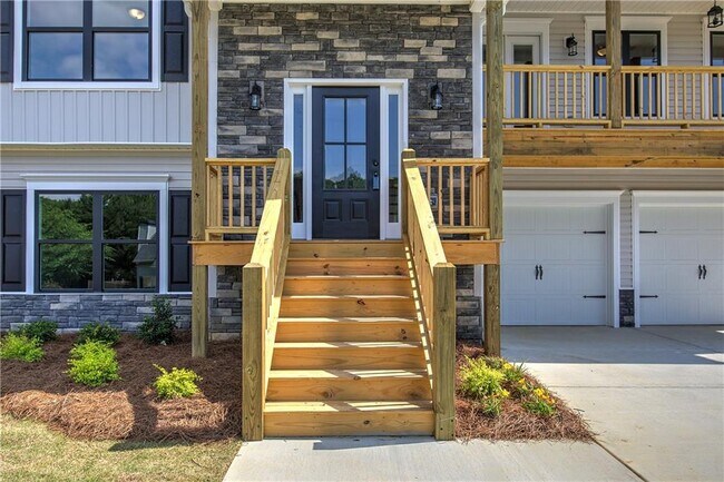 Building Photo - 315 Arbor Cir