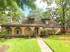 Building Photo - 12702 Ravensway Dr
