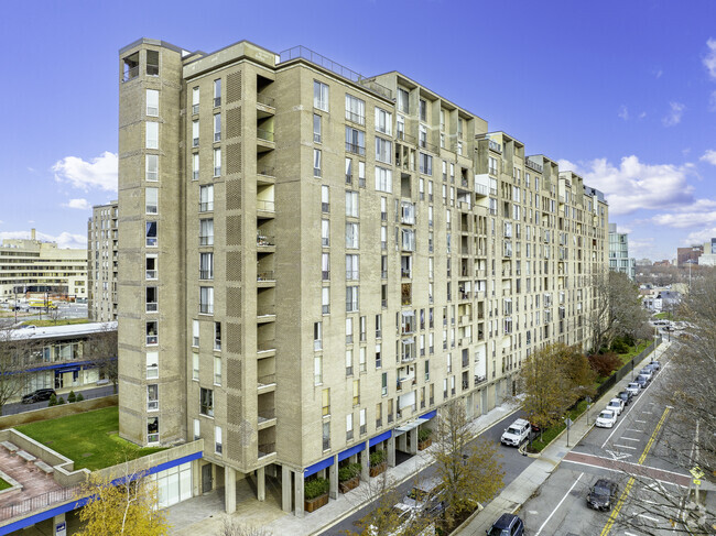 Building Photo - The Brook House