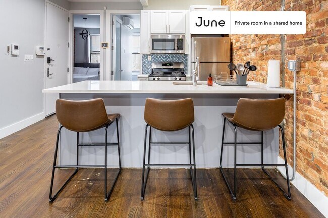 Foto del edificio - Room in Shared 4 bed/2 bath home