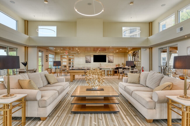 Building Photo - Ventura Ridge