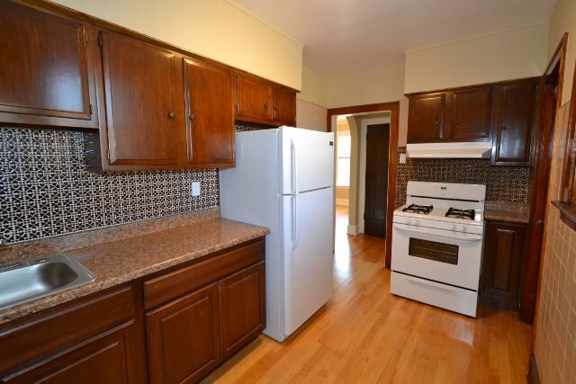 Building Photo - 6329 N Artesian Ave