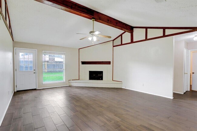 Building Photo - 16806 Dutch Ridge Dr