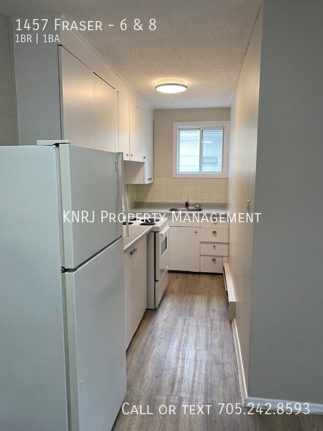 Building Photo - Two Units - Nice 1 Bedroom Apartment