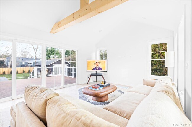 Foto del edificio - 21 N Howells Point Rd