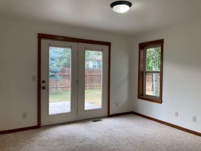 Building Photo - Beautiful 4 Bedroom Home in North Star Sub...