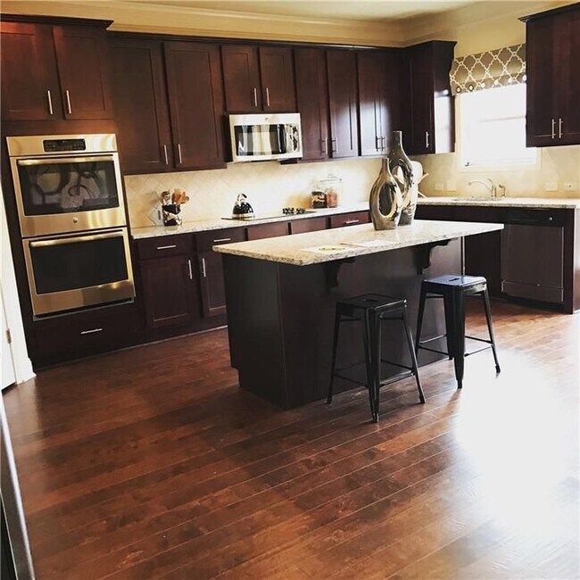 Building Photo - 1198 Laurel Valley Ct.