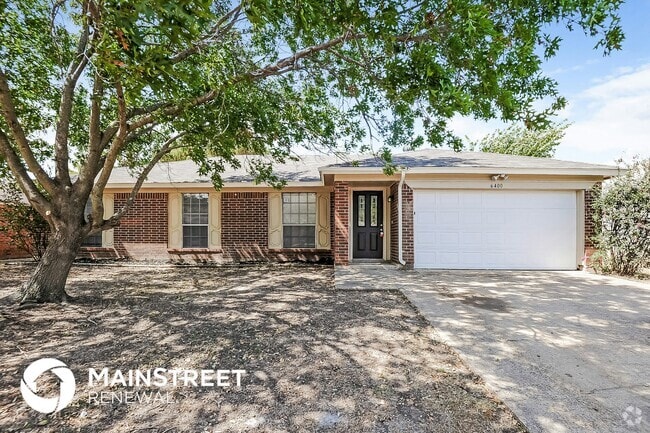 Building Photo - 6400 Rock Springs Dr