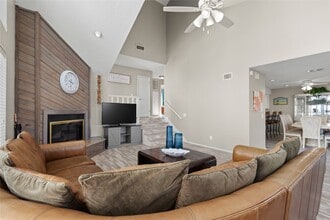 Building Photo - 21812 Frio Dr