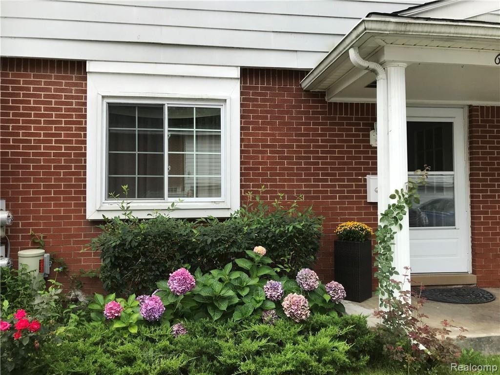 Primary Photo - 6645 Andersonville Rd