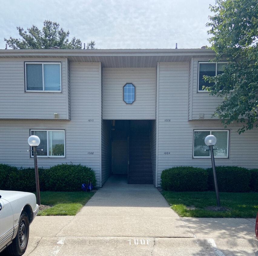 Primary Photo - 1006 Kara Dr