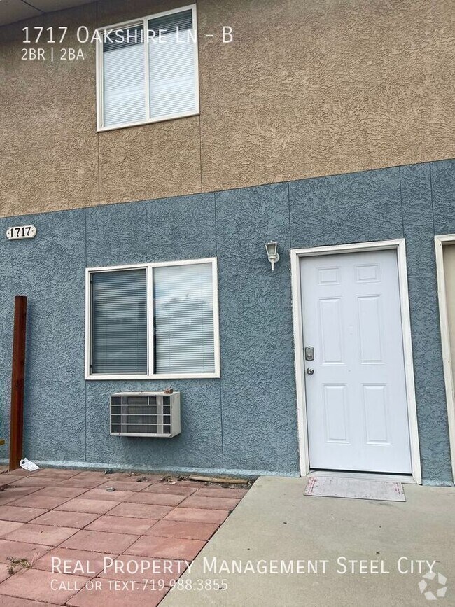 Building Photo - 1717 Oakshire Ln