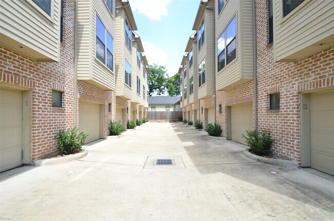 Foto del edificio - 3950 Floyd St