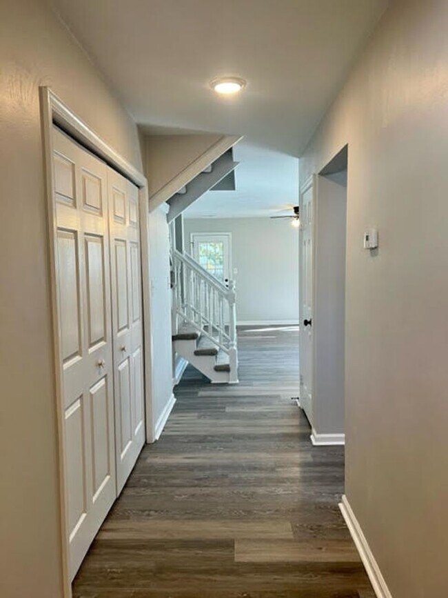 Photo - FOR RENT ROSEMONT AREA / VIRGINIA BEACH House