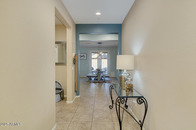 Building Photo - 21450 W Almeria Rd