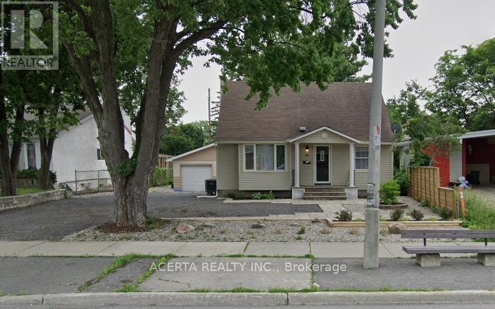 Photo principale - 88 Meadowlands Dr W