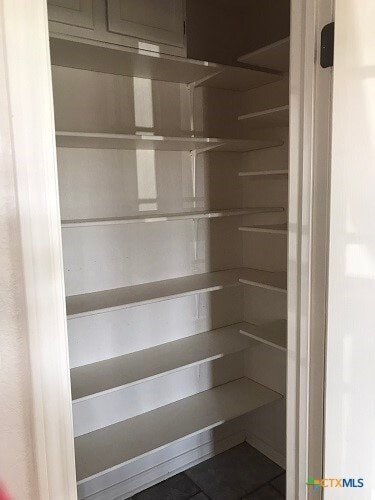 Building Photo - 419 Tomahawk Dr