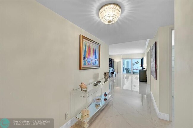 Building Photo - 111 N Pompano Beach Blvd
