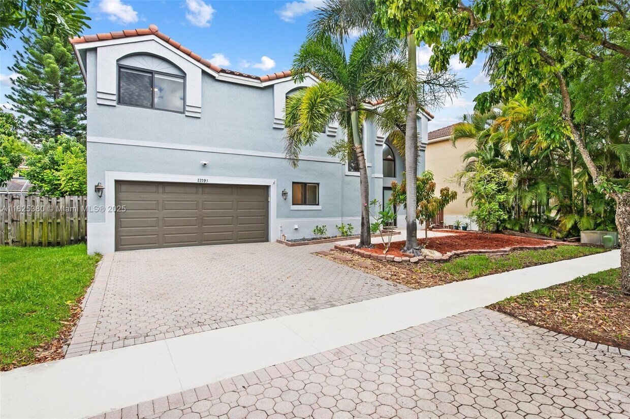 Primary Photo - 11293 Rhapsody Rd