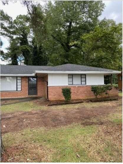 Primary Photo - 763 N Hairston Rd