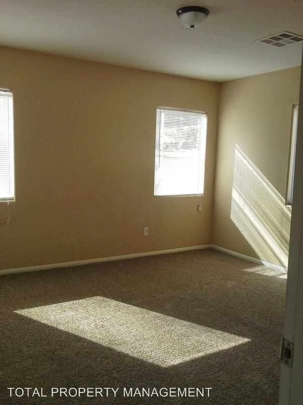 Building Photo - 2 br, 2 bath House - 4708 Woodland Ave