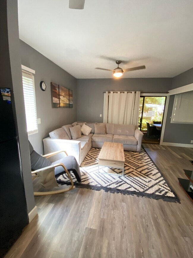 Building Photo - Pohailani Two Bedroom