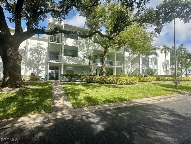 Foto del edificio - 5959 Winkler Rd