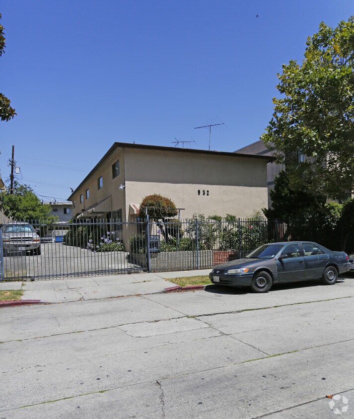 Primary Photo - 932 S Gramercy Pl