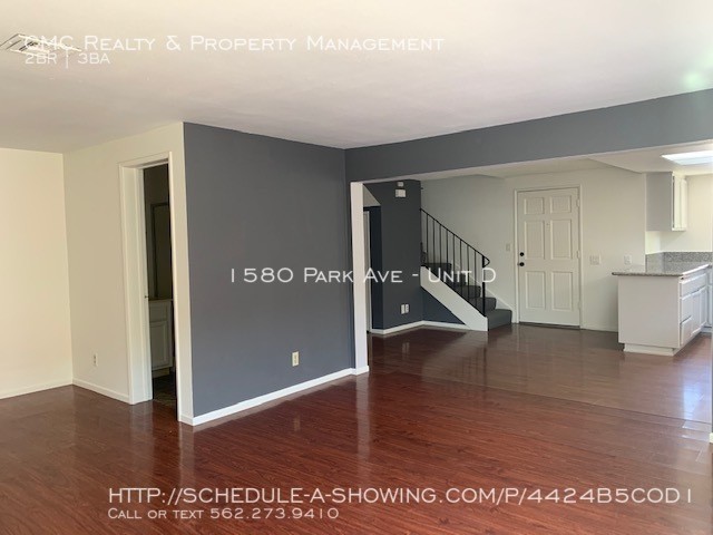 Building Photo - 1580 Park Ave