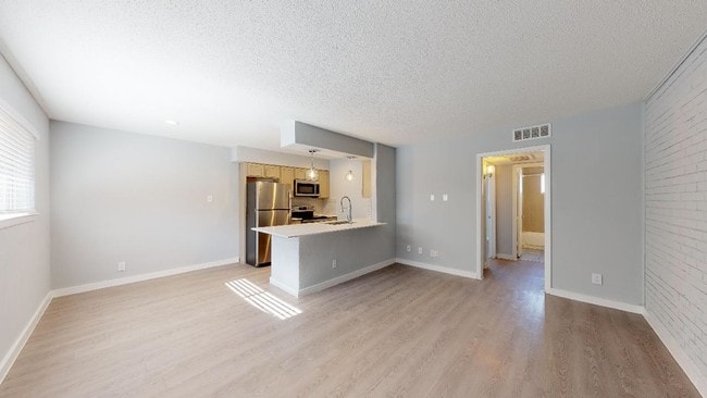 Newly Renovated - Tesoro Bonita