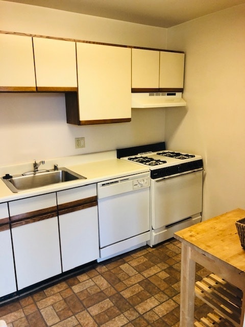 Building Photo - 645 N Paca St