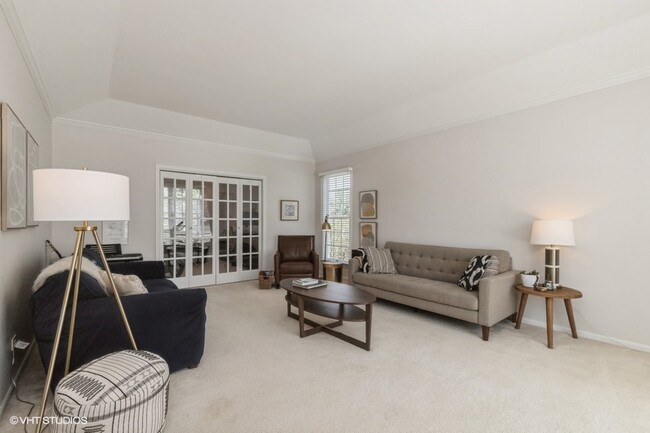 Foto del edificio - 1712 Juliet Ln