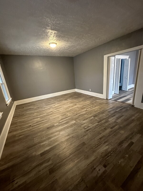 Foto del edificio - 2177 W 83rd St