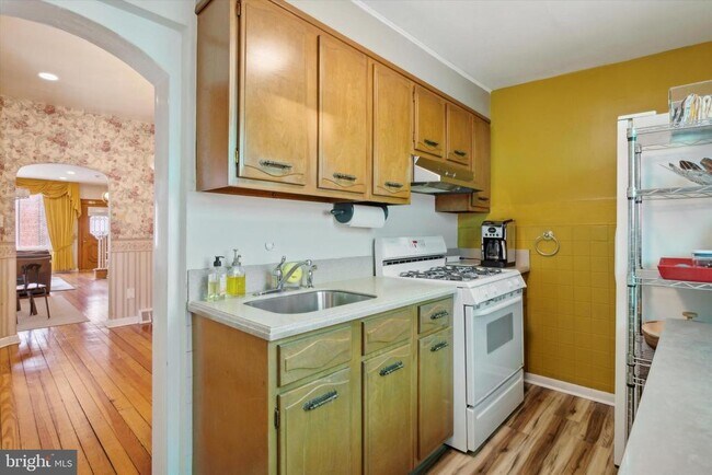 Foto del edificio - 3147 Edgemont St