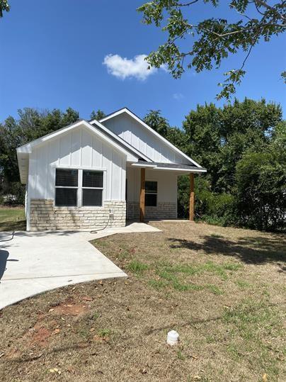 Foto principal - 535 W Ford St